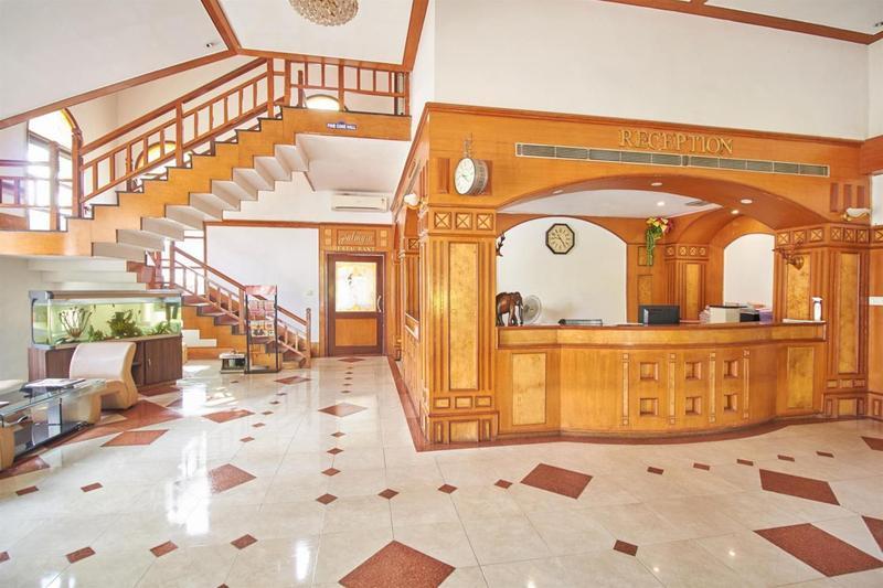 Green Coconut Resort Ченнаи Экстерьер фото
